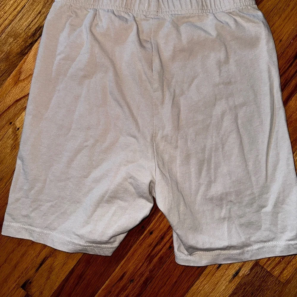 Nude tan White fox Biker shorts